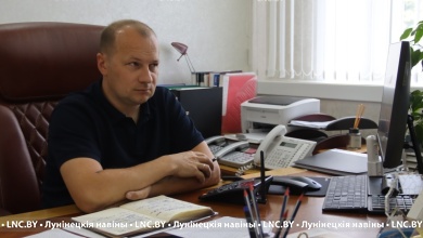 Прямую телефонную линию провел руководитель Лунинецкого района...
