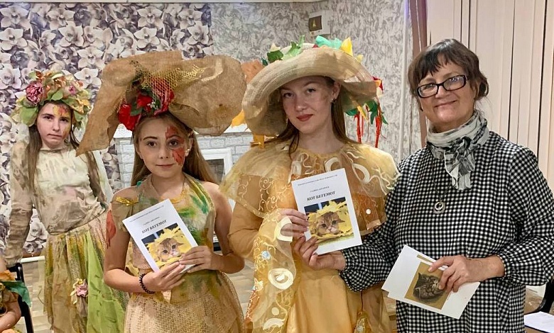 Осенний бал устроили в Лунинецком районе