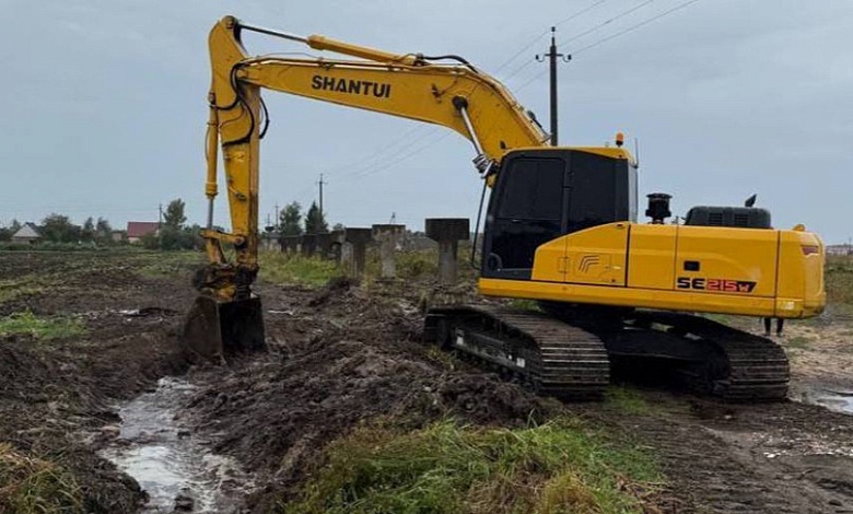 Воды нет! В Столинском районе устраняют порыв трубопровода