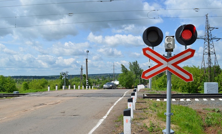 Железнодорожный переезд перекроют в Лунинецком районе