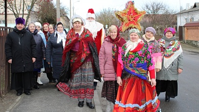 От всей души! Колядки в Лунинце! 