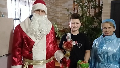 Наши дети! Поздравили деток в аг. Вулька 1