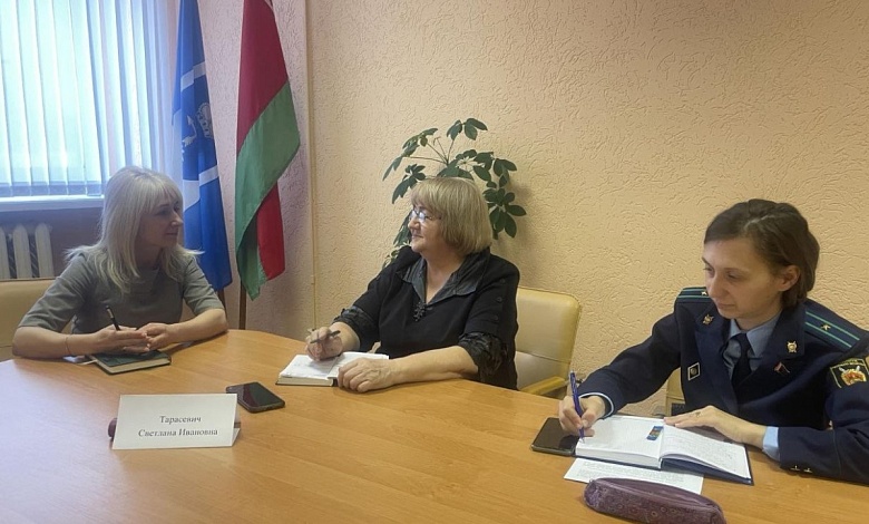 В Лунинце прошёл правовой профсоюзный прием граждан