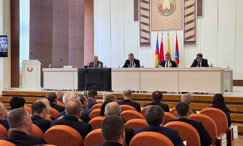 Требования к специалистам постоянно меняются! Насущные вопросы обсудили на выездной сессии Брестского областного Совета депутатов