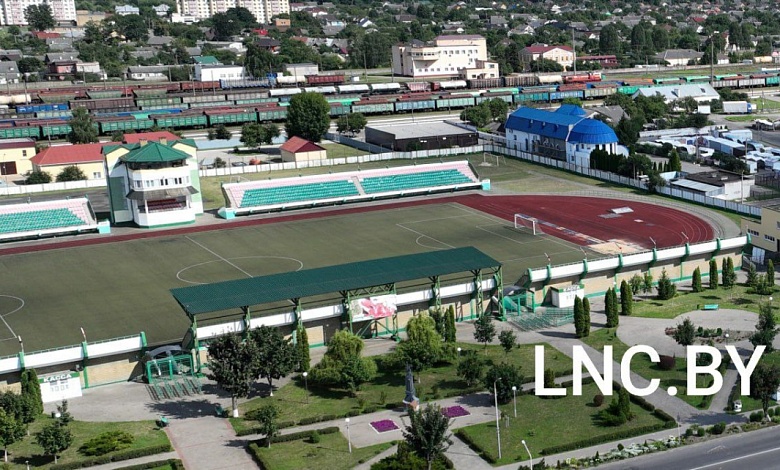 В Лунинце состоится матч между командами "Рафинад" (Лунинец) и "Inform" (Минск)