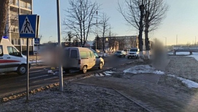 Автомобиль сбил женщину. Стали известны подробности ДТП в Микашевичах