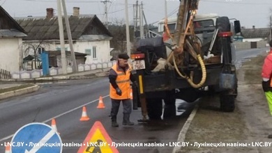 В Микашевичах готовятся к асфальтированию улицы Ленинской