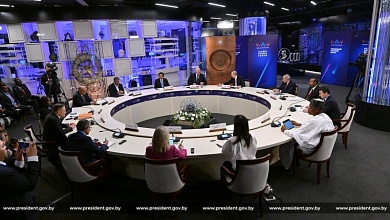 Лукашенко поддержал Путина | Вторая АЭС в Беларуси | Атомный форум в Москве