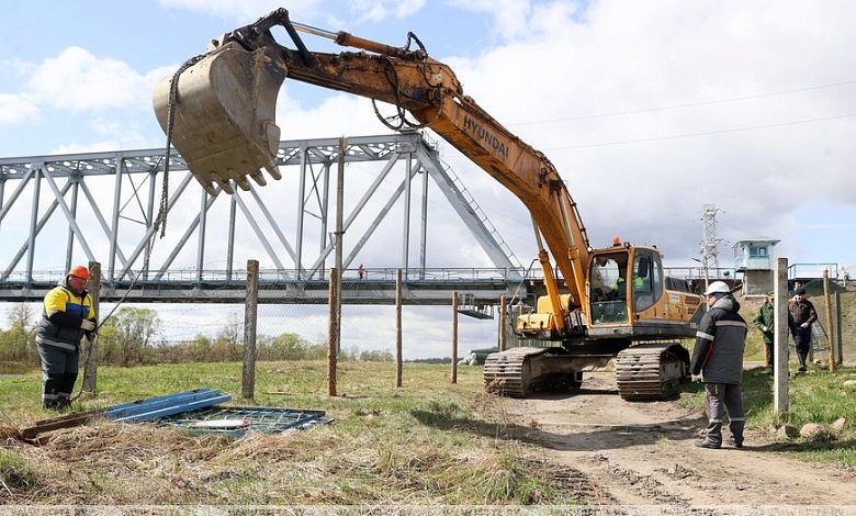 "Мостострой" приступил к строительству нового моста через Припять в Лунинецком районе