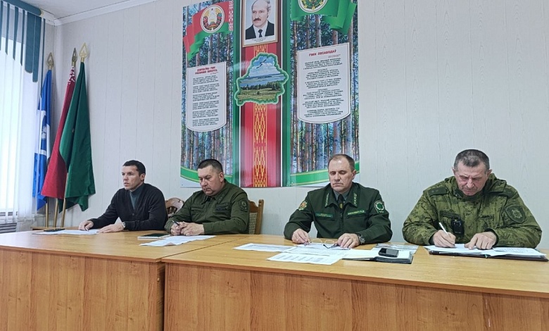 Насущные вопросы обсудили в Лунинецком лесхозе