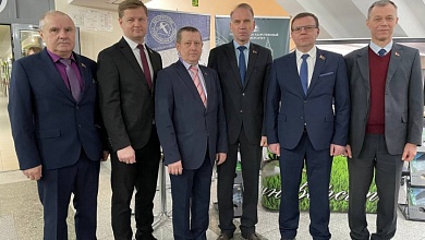 Делегация Лунинецкого района участвует во встрече с руководством Палаты представителей в Пинске