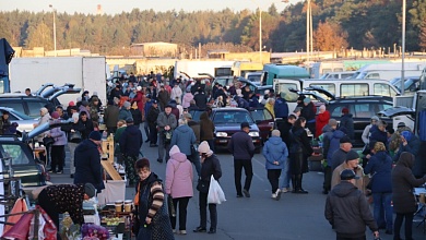 Осенней ярмарки краски в Лунинце 20 октября