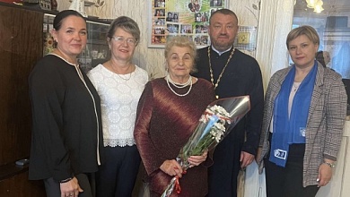 Лунинчанку поздравили с юбилеем — 90 лет!