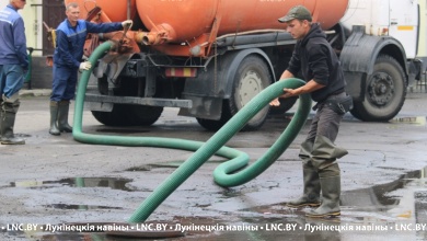 В Микашевичах приступили к реконструкции ливневки по Садовой 