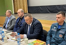 Вопрос жизни! Инженеры и специалисты собрались в кинотеатре Лунинца 