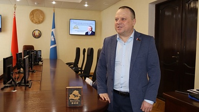 Сенатор Эдуард Гаврилкович не ездит на рыбалку и знает формулу успеха 