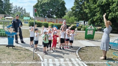 Дошколята Лунинетчины ознакомились с «дорожной азбукой»