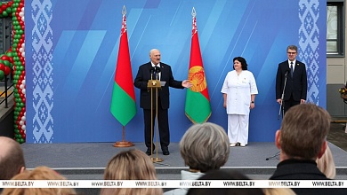 Лукашенко поручил продумать систему, чтобы столичная медицина была доступна и для жителей регионов