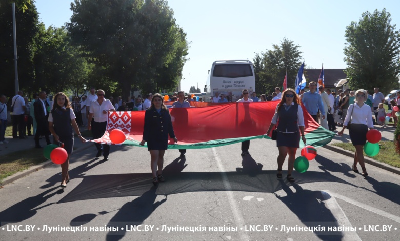 В Лунинце отмечают День железнодорожника (фоторепортаж) 