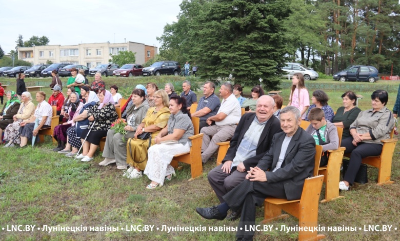 Очень дружные! Душевный праздник устроили в Редигерово