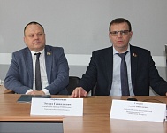 Парламентарии проводят встречи в трудовых коллективах Лунинецкого района 