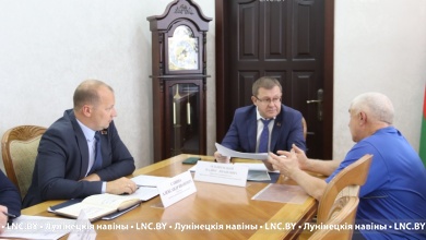 В Лунинце прием граждан провел заместитель председателя Брестского облисполкома 