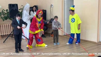Веселую программу организовали для детей в Лунинецком районе