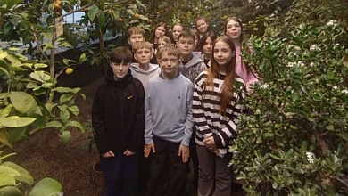 Попугаи, лимонарий и азотное шоу! Лунинчане проводят каникулы с пользой!