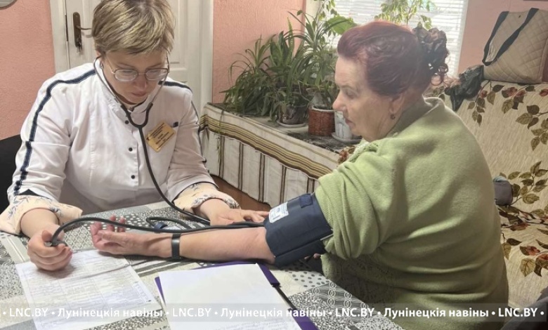 Медики побывали в Лунинецком ТЦСОН