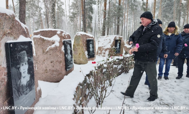 В Микашевичах почтили память погибших земляков в Афганистане