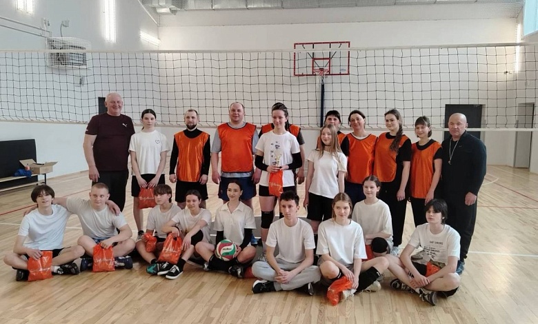 То ли еще будет! Учащиеся обыграли железнодорожников в Лунинце