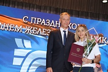 Лучшие в своем деле! Поздравления принимали железнодорожники Лунинецкого района