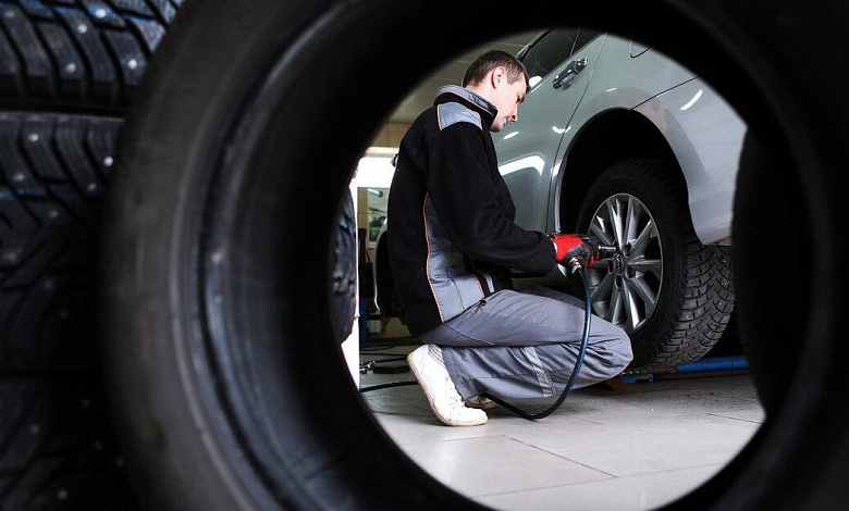 Водители начали резко «ПЕРЕОБУВАТЬСЯ»! | Нововведение от ГАИ | Какие штрафы ждут нарушителей