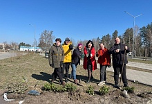 Общее дело! Жители Микашевичей наводят красоту!
