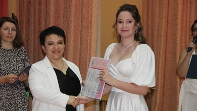 Выпускникам Лунинецкой ДШИ вручили дипломы
