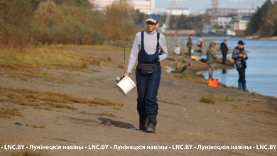 Кубок юниоров - 2025 по лову рыбы проходит в Лунинецком районе