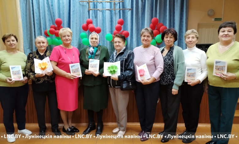 Ветеранов педагогического труда почествовали в Вульке 1