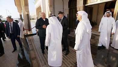 Лукашенко прибыл с рабочим визитом в ОАЭ. Смотрите видео 