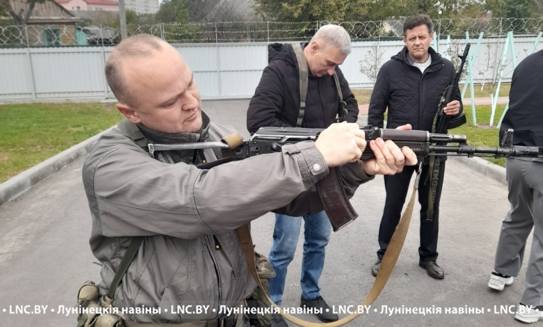 В Лунинце провели занятия с офицерами запаса