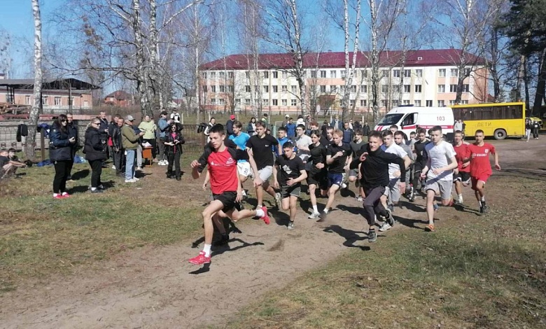 В Лунинце провели первенство района по легкоатлетическому кроссу