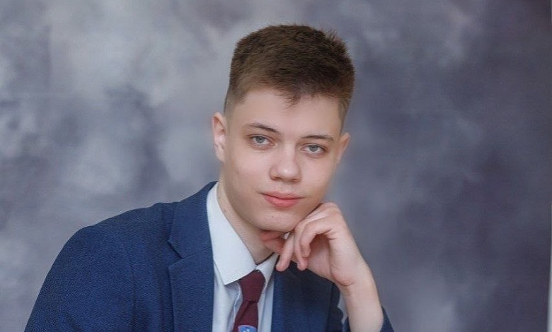 Так держать! Сто балов на ЦЭ - итог упорного труда и любви к предмету выпускника из Лунинца 