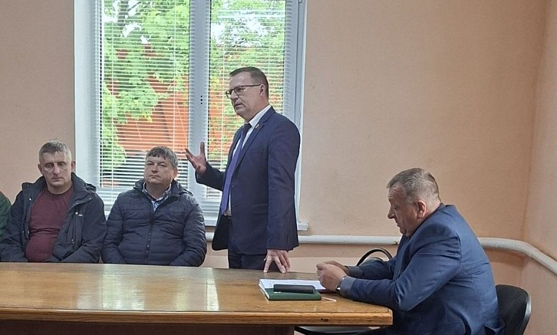 Депутат в округе: Эдуард Северин уделил внимание аграрному сектору и социальной сфере
