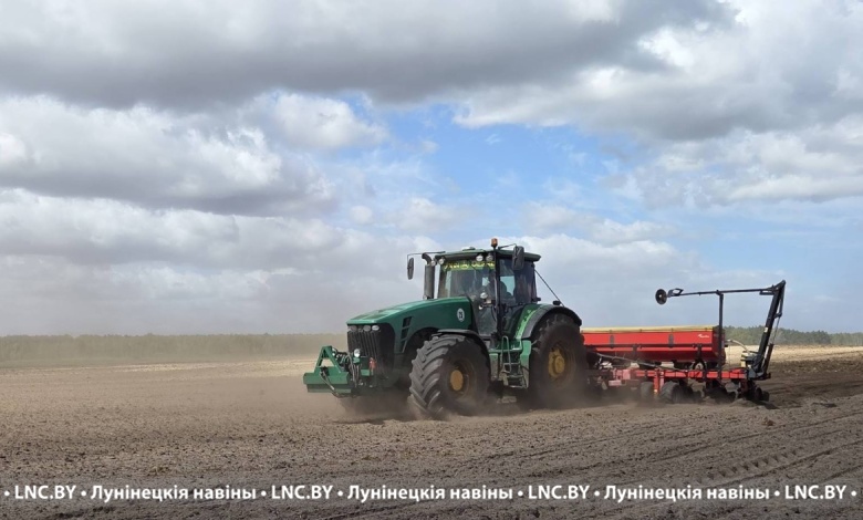 К севу кукурузы приступили в Лунинецком районе