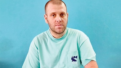 «Обращаюсь ко всем с верой и надеждой». Александру Казаченко 36 лет, и он нуждается в лечении