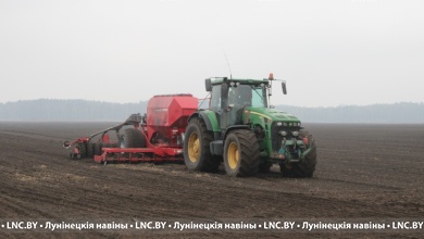Сев ранних яровых зерновых культур завершается в Лунинецком районе