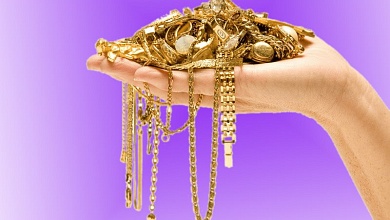 Женщина украла у подруги золотые украшения для игры в онлайн-лотерее