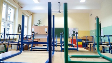 В Польше родители и учителя бьют тревогу из-за закрытия школ