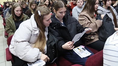 Молодежную ярмарку вакансий провели в Лунинце