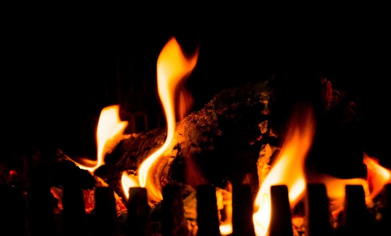 Пострадавший от пожара в Микашевичах доставлен в больницу