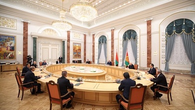 Лукашенко сказал про передел мира и дал "ответку" Зеленскому